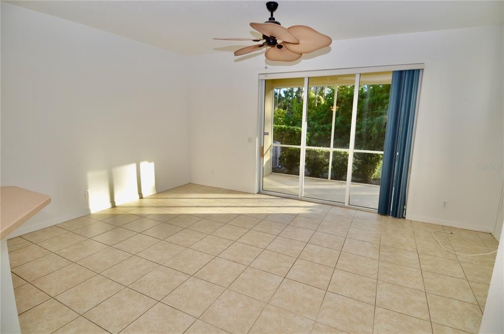 待售: $240,000 (3 贝兹, 2 浴室, 1608 平方英尺)