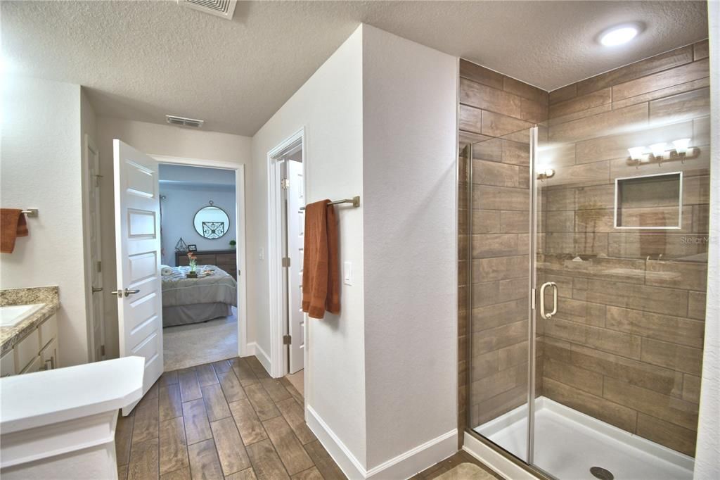 待售: $359,515 (4 贝兹, 3 浴室, 2200 平方英尺)