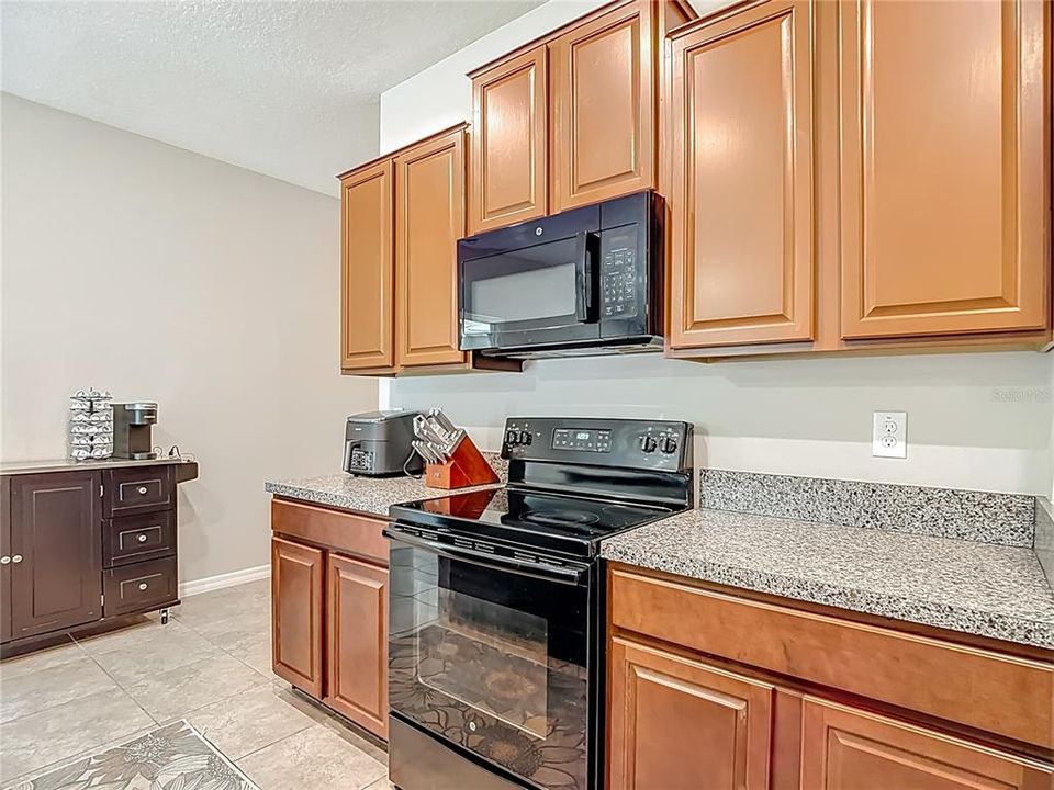 En Venta: $329,000 (3 camas, 2 baños, 1540 Pies cuadrados)