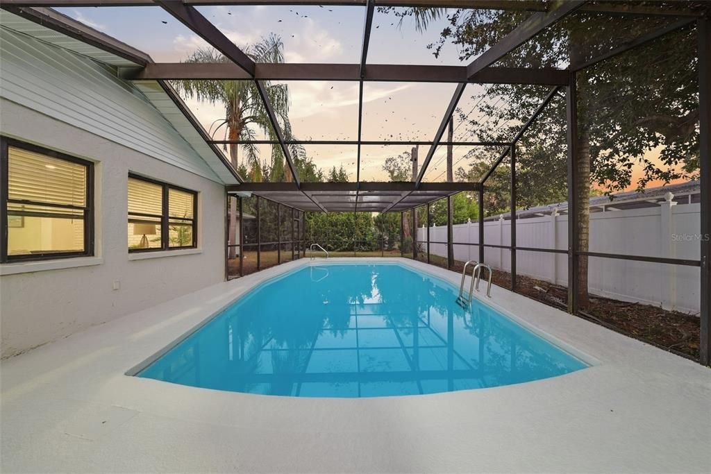 For Sale: $399,900 (3 beds, 2 baths, 1694 Square Feet)