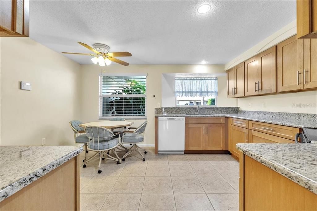 En Venta: $475,000 (3 camas, 2 baños, 1861 Pies cuadrados)