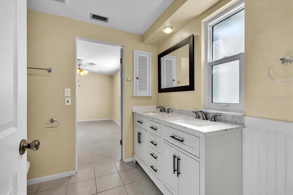 En Venta: $475,000 (3 camas, 2 baños, 1861 Pies cuadrados)