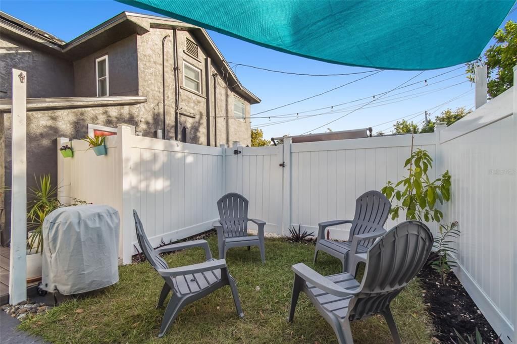 待售: $1,275,000 (5 贝兹, 3 浴室, 2347 平方英尺)