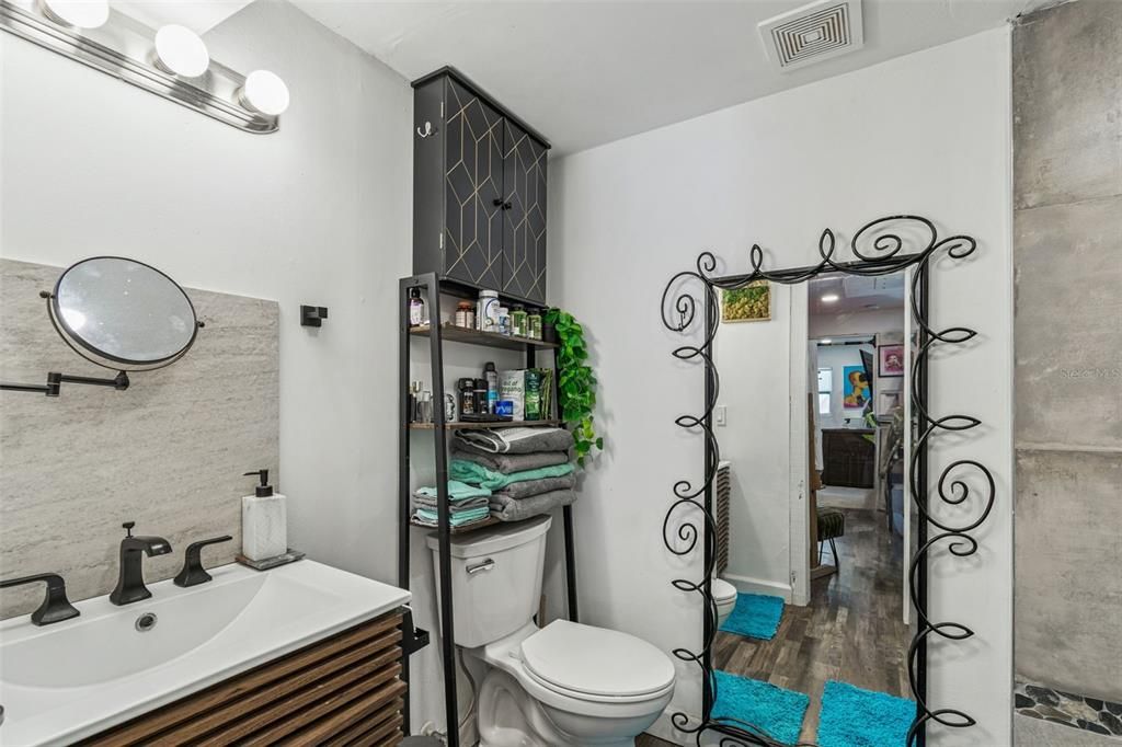 待售: $1,275,000 (5 贝兹, 3 浴室, 2347 平方英尺)