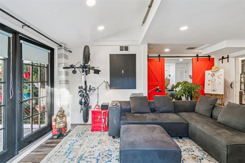 待售: $1,275,000 (5 贝兹, 3 浴室, 2347 平方英尺)