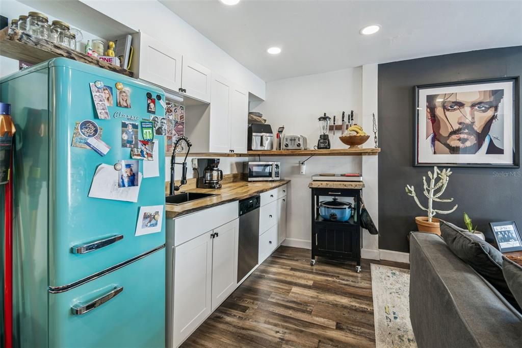 待售: $1,275,000 (5 贝兹, 3 浴室, 2347 平方英尺)