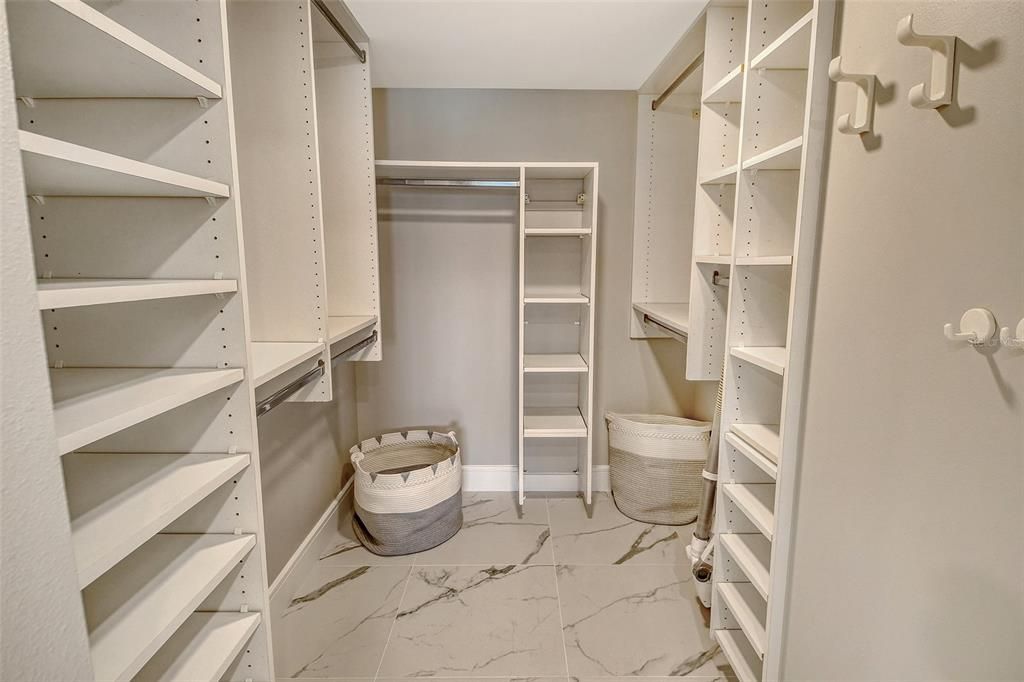 For Sale: $1,650,000 (2 beds, 2 baths, 1463 Square Feet)