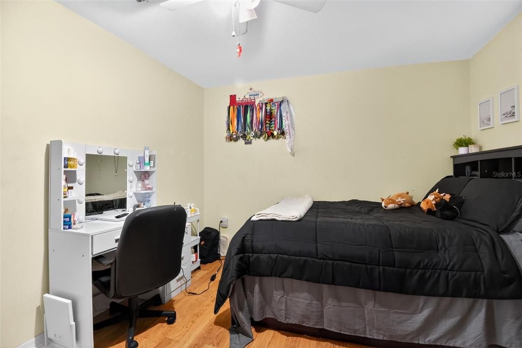 待售: $289,000 (3 贝兹, 2 浴室, 2017 平方英尺)