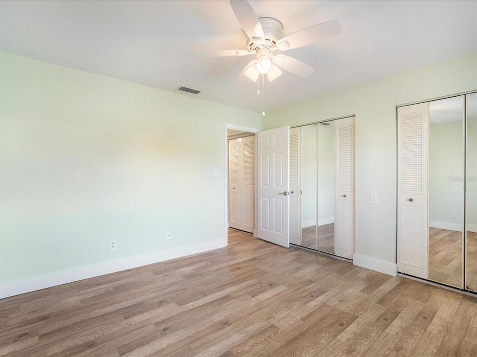 For Sale: $197,777 (1 beds, 1 baths, 756 Square Feet)