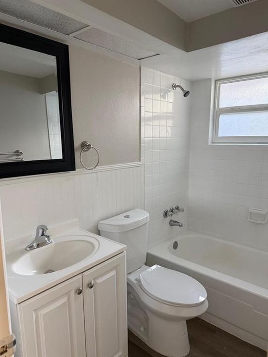 For Rent: $2,100 (3 beds, 2 baths, 1522 Square Feet)