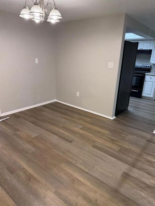 For Rent: $2,100 (3 beds, 2 baths, 1522 Square Feet)