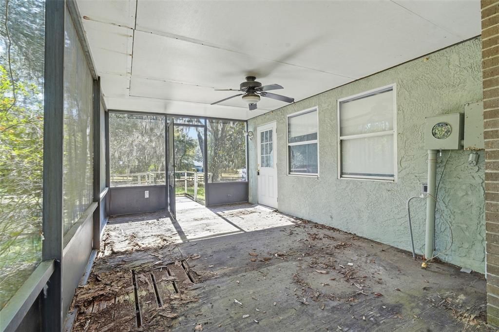 待售: $299,000 (4 贝兹, 3 浴室, 3012 平方英尺)