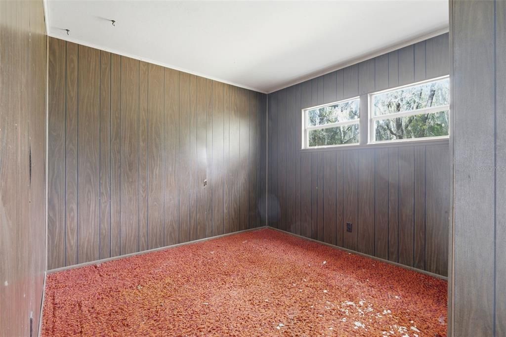 待售: $299,000 (4 贝兹, 3 浴室, 3012 平方英尺)