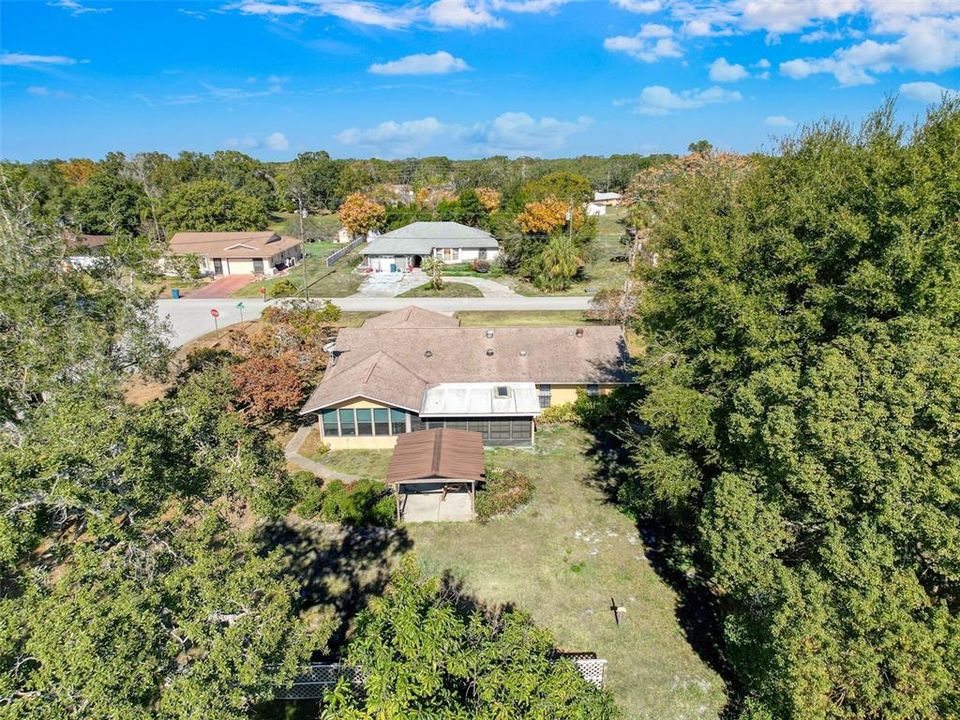 Active With Contract: $259,900 (2 beds, 2 baths, 1280 Square Feet)