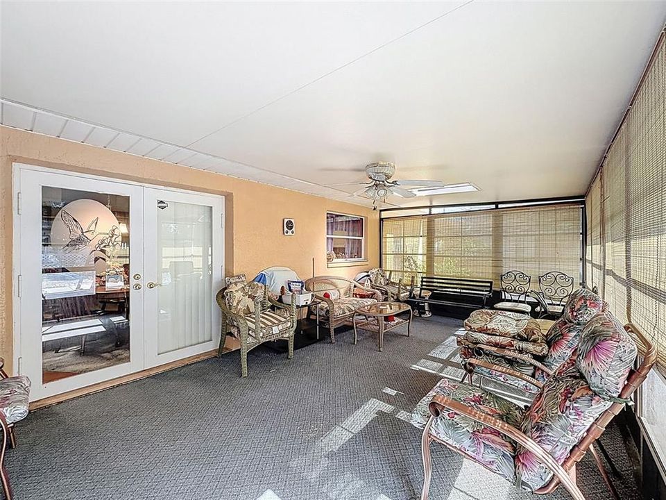 Active With Contract: $259,900 (2 beds, 2 baths, 1280 Square Feet)