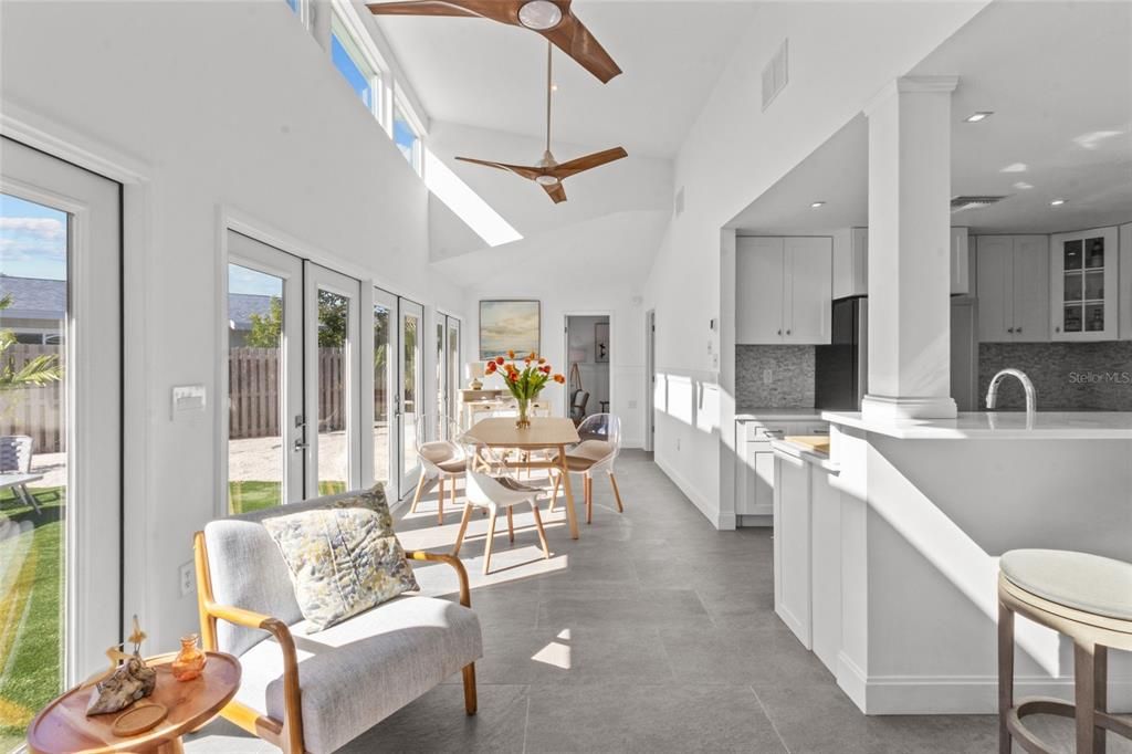 For Sale: $840,000 (3 beds, 3 baths, 1387 Square Feet)