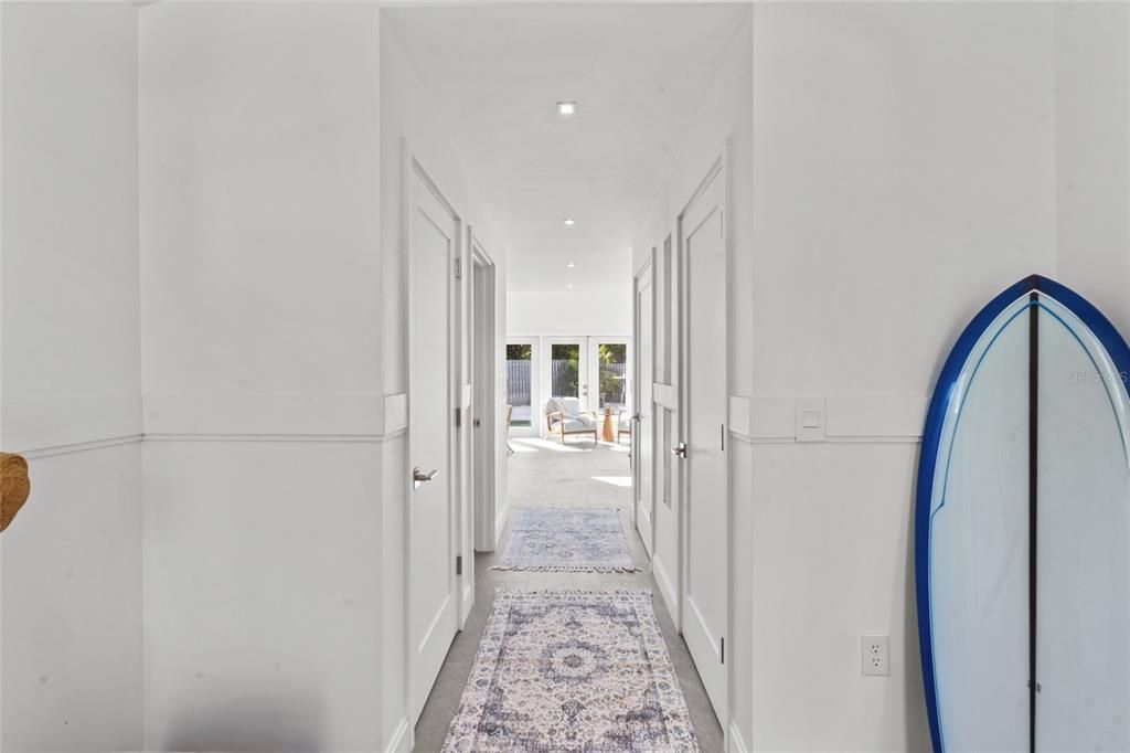 For Sale: $840,000 (3 beds, 3 baths, 1387 Square Feet)