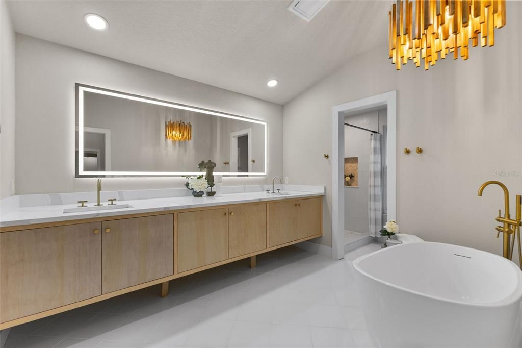 En Venta: $699,000 (5 camas, 3 baños, 2810 Pies cuadrados)