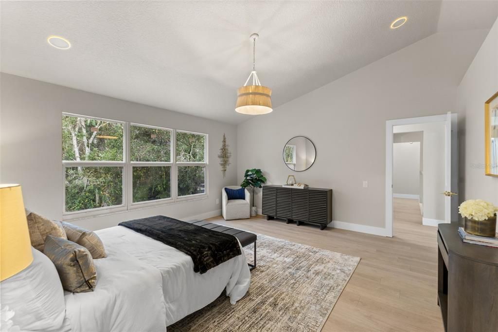 En Venta: $699,000 (5 camas, 3 baños, 2810 Pies cuadrados)