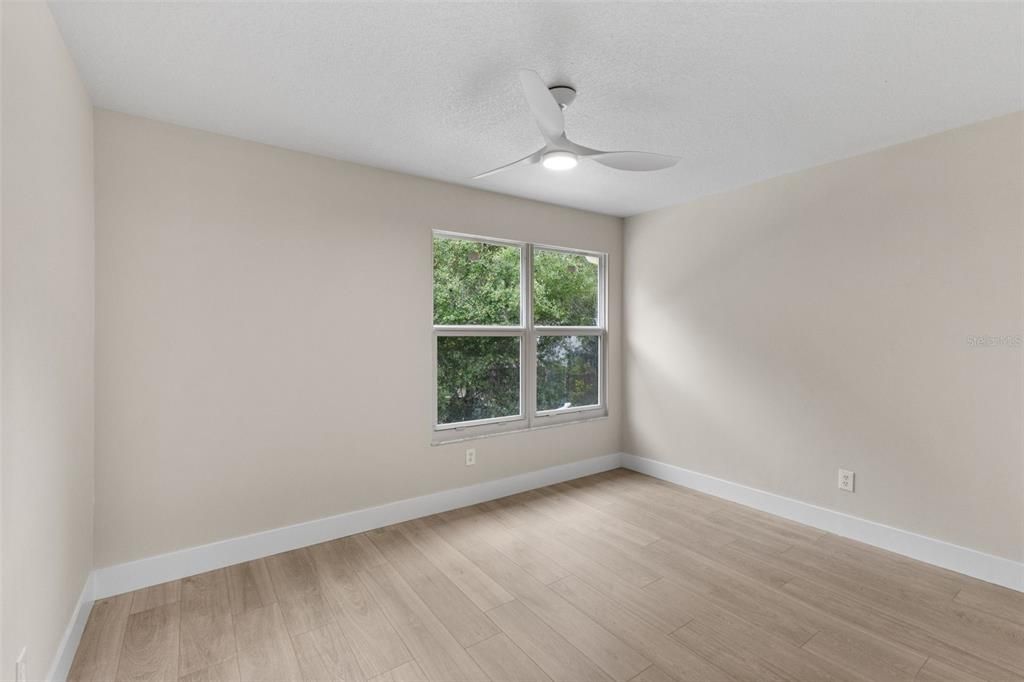 En Venta: $699,000 (5 camas, 3 baños, 2810 Pies cuadrados)