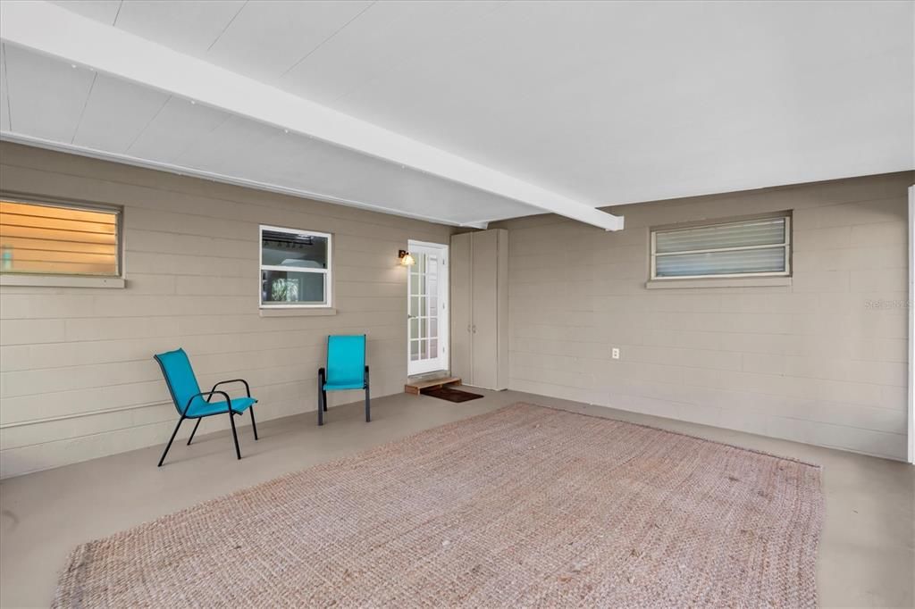 For Sale: $525,000 (3 beds, 1 baths, 1209 Square Feet)