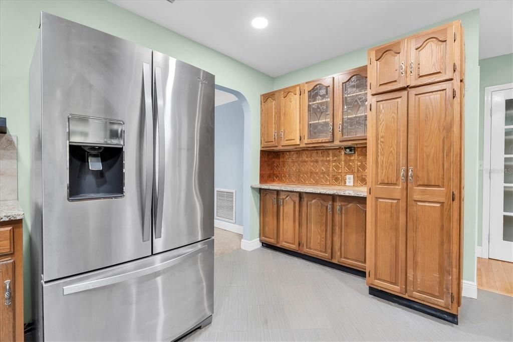 For Sale: $525,000 (3 beds, 1 baths, 1209 Square Feet)