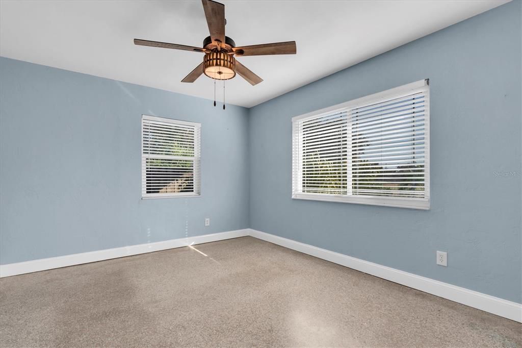 For Sale: $525,000 (3 beds, 1 baths, 1209 Square Feet)