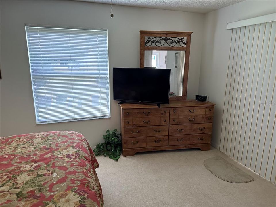 For Rent: $2,800 (2 beds, 2 baths, 1142 Square Feet)