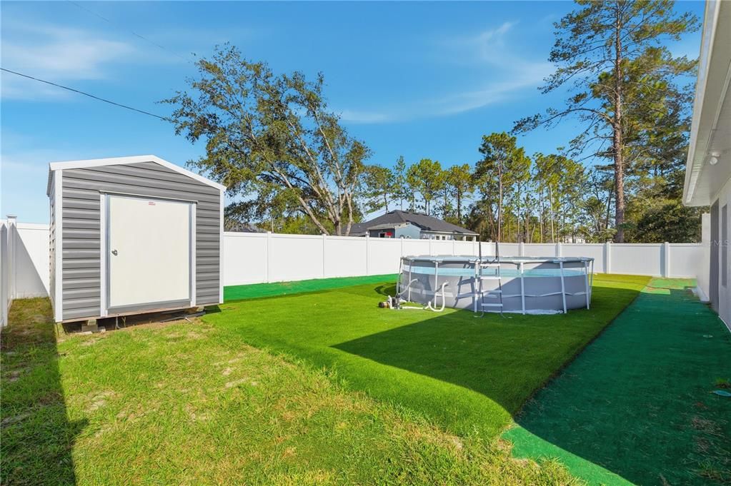 For Sale: $320,000 (4 beds, 2 baths, 1531 Square Feet)