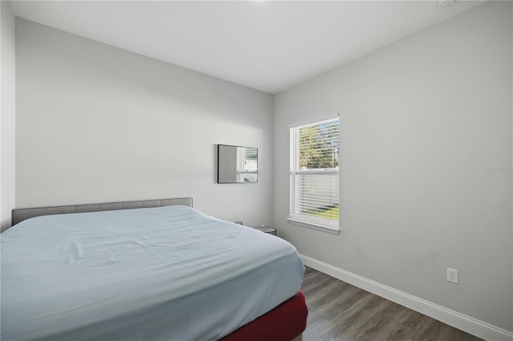 For Sale: $320,000 (4 beds, 2 baths, 1531 Square Feet)