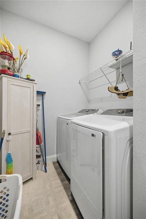 For Sale: $320,000 (4 beds, 2 baths, 1531 Square Feet)