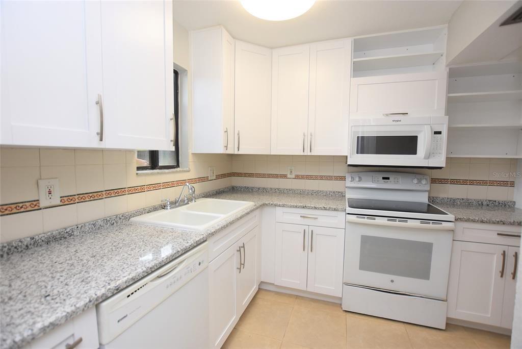 В аренду: $1,505 (2 спален, 1 ванн, 1158 Квадратных фут)