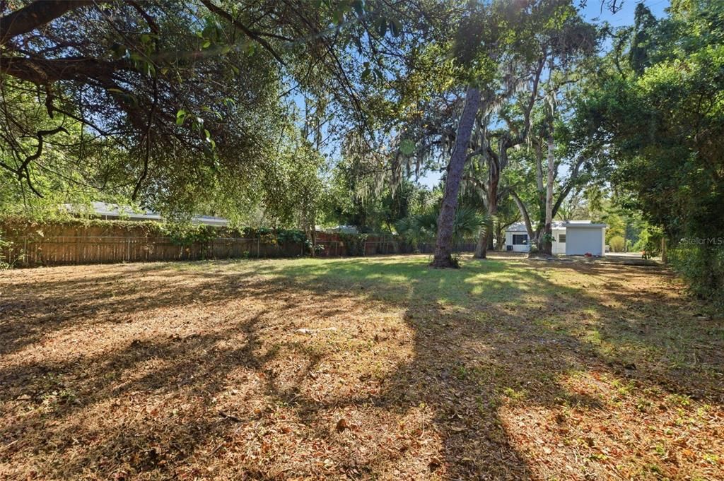 For Sale: $315,000 (3 beds, 1 baths, 921 Square Feet)