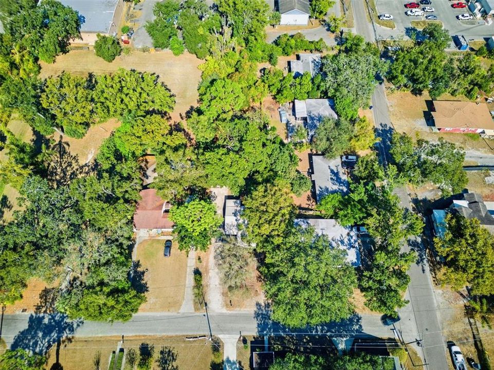 For Sale: $315,000 (3 beds, 1 baths, 921 Square Feet)