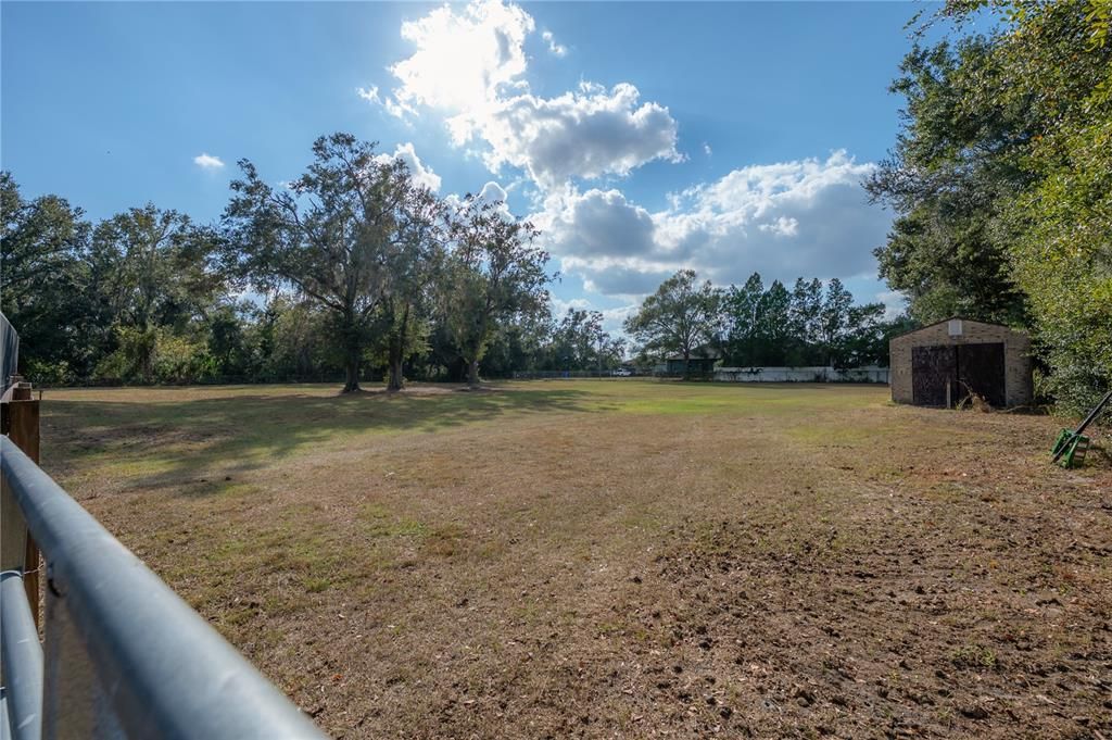 合同活跃: $775,000 (4 贝兹, 3 浴室, 2889 平方英尺)