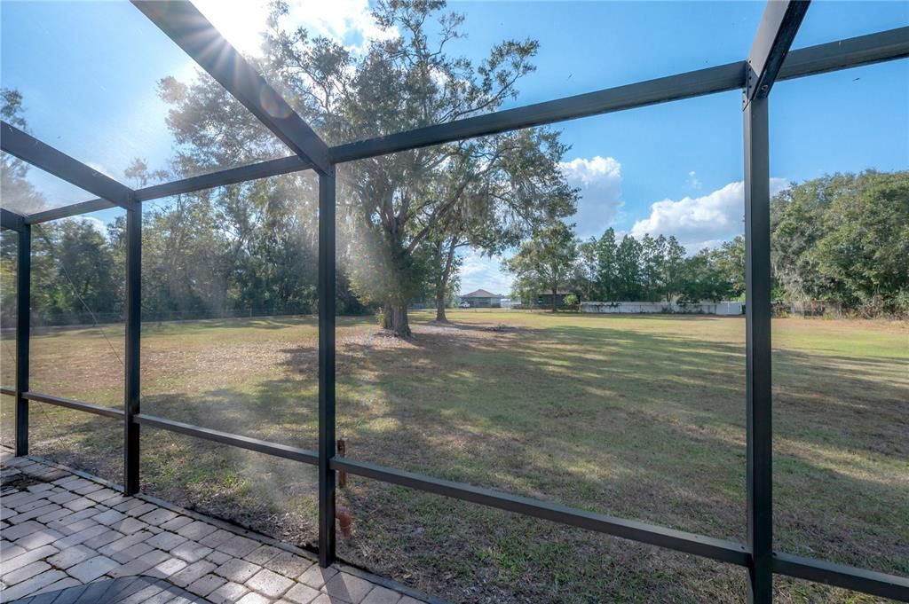 合同活跃: $775,000 (4 贝兹, 3 浴室, 2889 平方英尺)