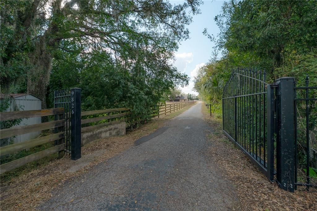 合同活跃: $775,000 (4 贝兹, 3 浴室, 2889 平方英尺)