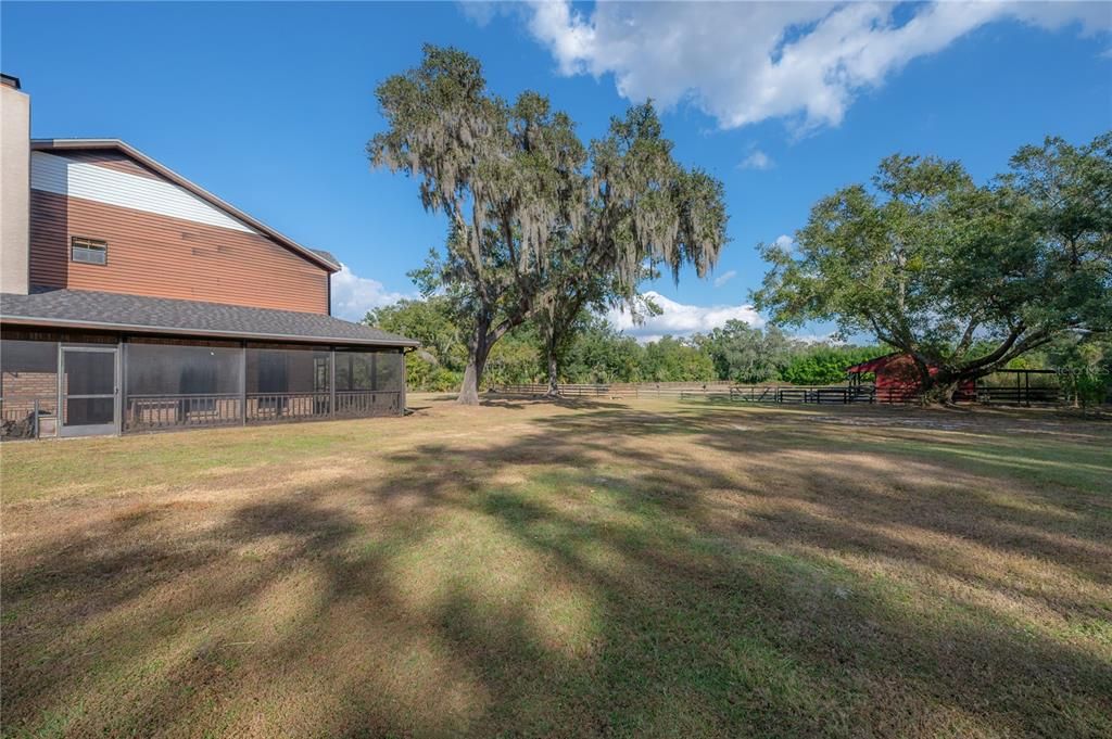 合同活跃: $775,000 (4 贝兹, 3 浴室, 2889 平方英尺)