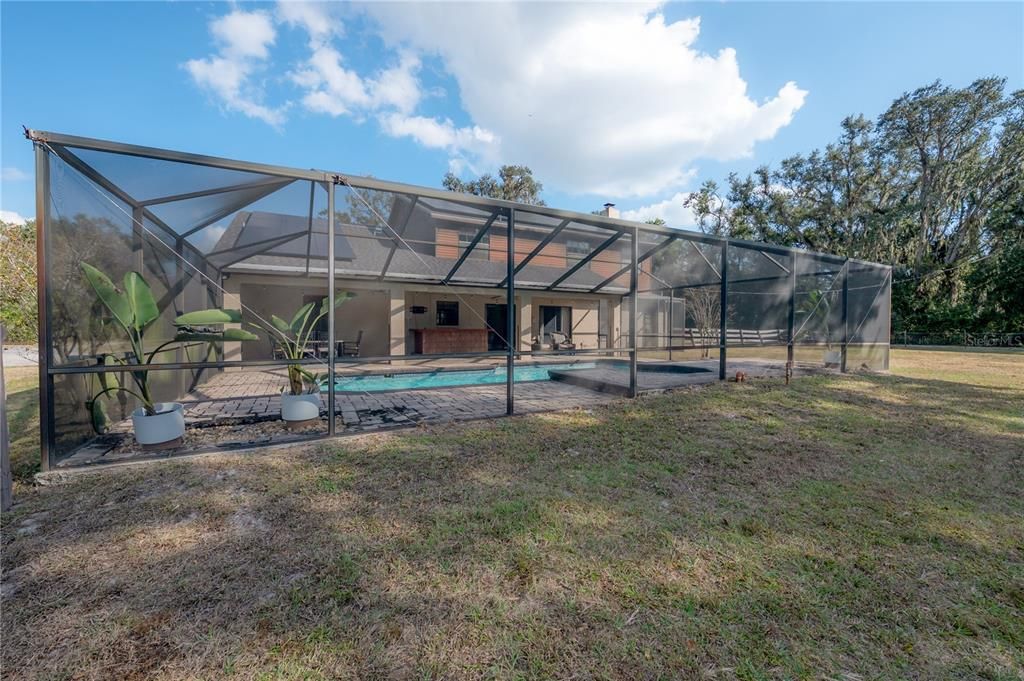 合同活跃: $775,000 (4 贝兹, 3 浴室, 2889 平方英尺)