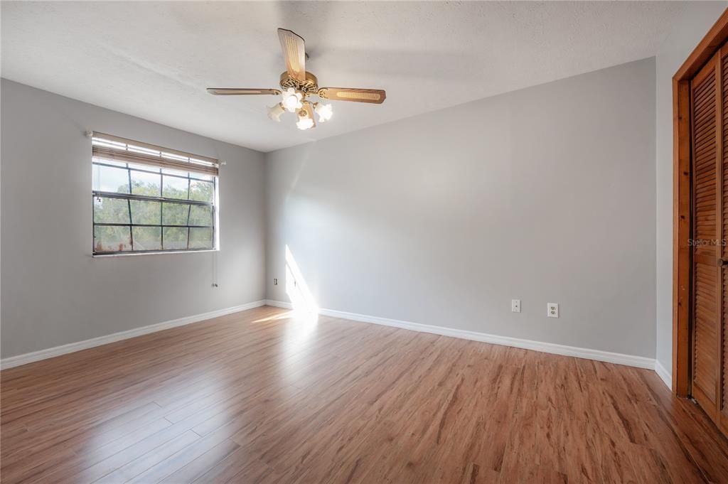 合同活跃: $775,000 (4 贝兹, 3 浴室, 2889 平方英尺)