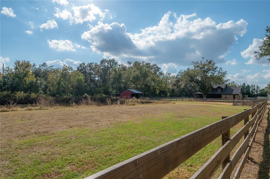 合同活跃: $775,000 (4 贝兹, 3 浴室, 2889 平方英尺)