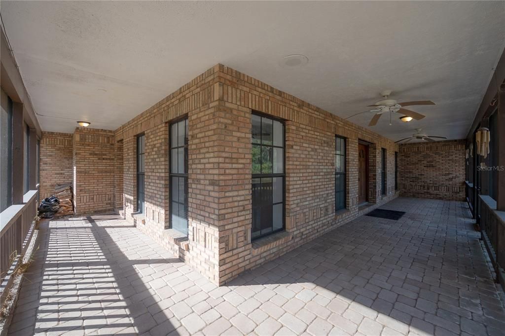 合同活跃: $775,000 (4 贝兹, 3 浴室, 2889 平方英尺)