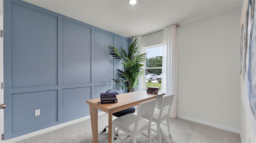 Под контрактом: $404,990 (4 спален, 2 ванн, 1665 Квадратных фут)