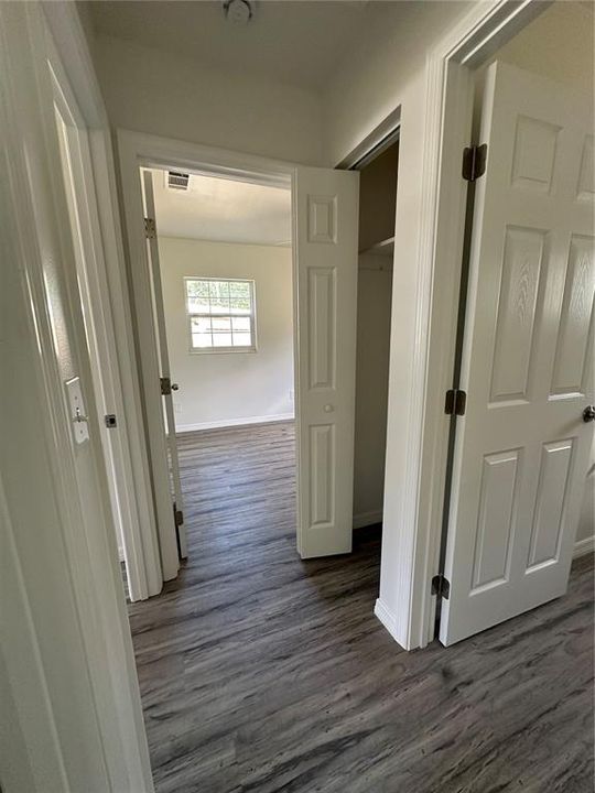 待售: $360,000 (3 贝兹, 1 浴室, 900 平方英尺)