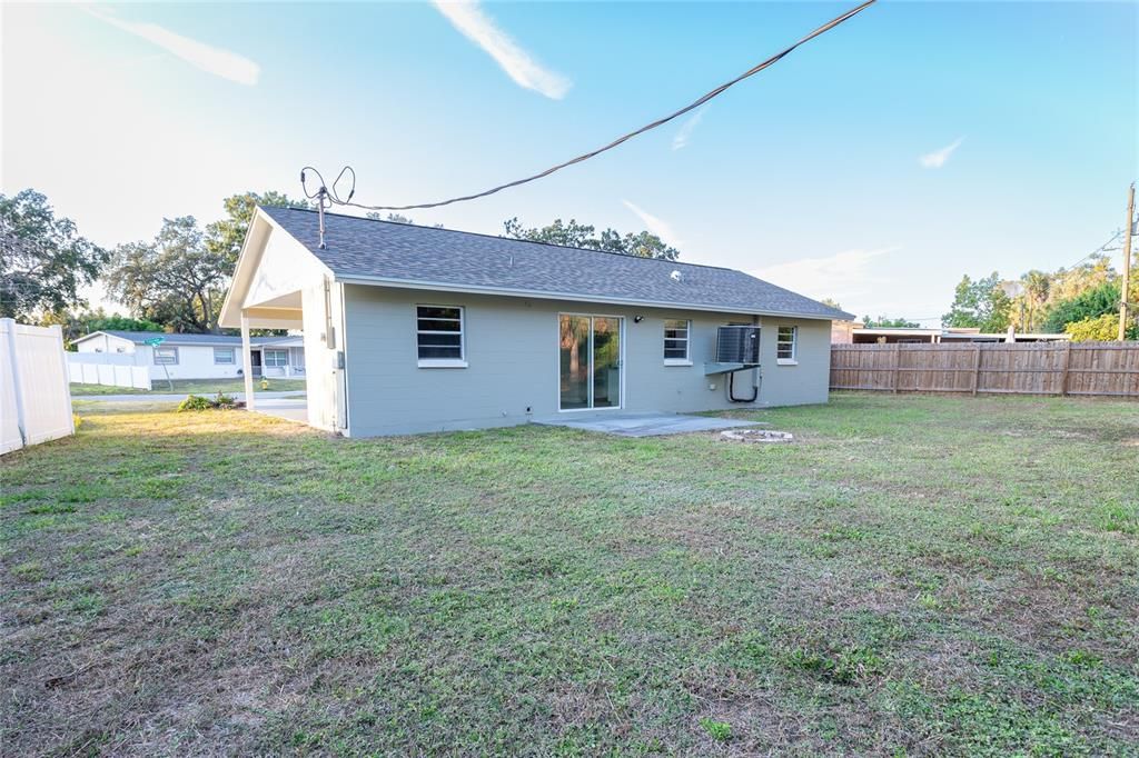 待售: $360,000 (3 贝兹, 1 浴室, 900 平方英尺)