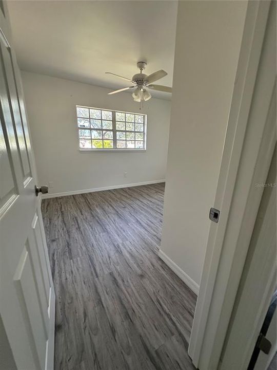 待售: $360,000 (3 贝兹, 1 浴室, 900 平方英尺)