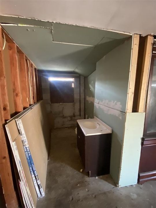 待售: $179,000 (3 贝兹, 1 浴室, 1138 平方英尺)