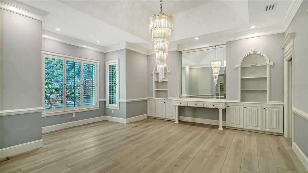 For Sale: $1,750,000 (3 beds, 4 baths, 4364 Square Feet)