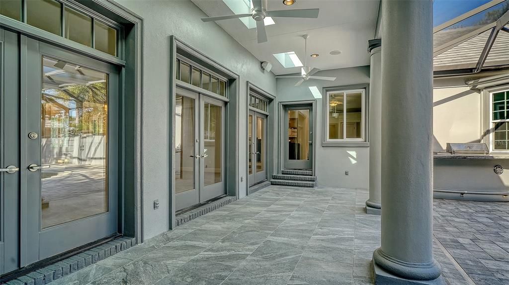 For Sale: $1,750,000 (3 beds, 4 baths, 4364 Square Feet)