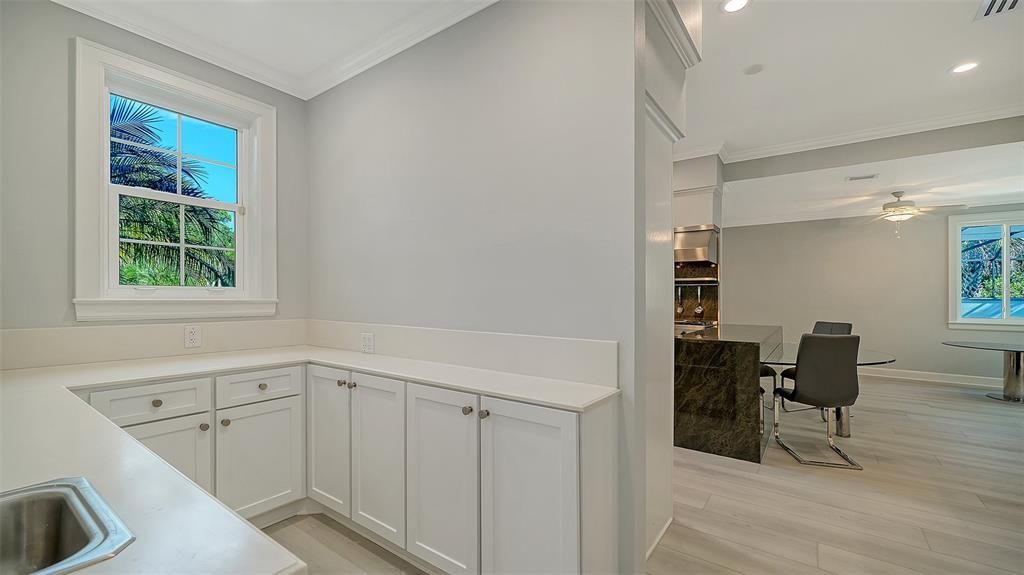 For Sale: $1,750,000 (3 beds, 4 baths, 4364 Square Feet)